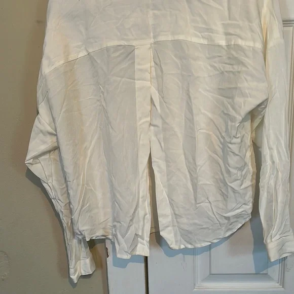 Forever 21 Ivory Collared Shirt - Picture 3 of 4